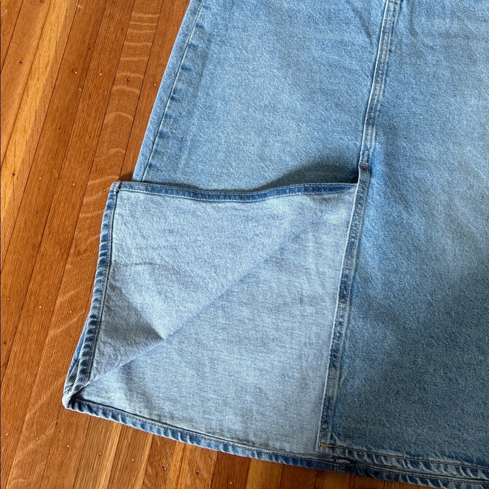 Old Navy Light Blue High-Rise Denim Skirt - Picture 3 of 3